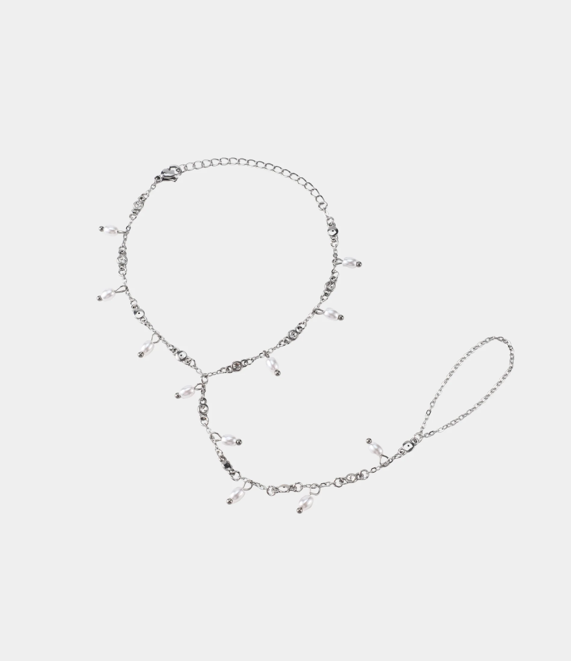 SHIMMER PEARL HAND CHAIN - Image 3