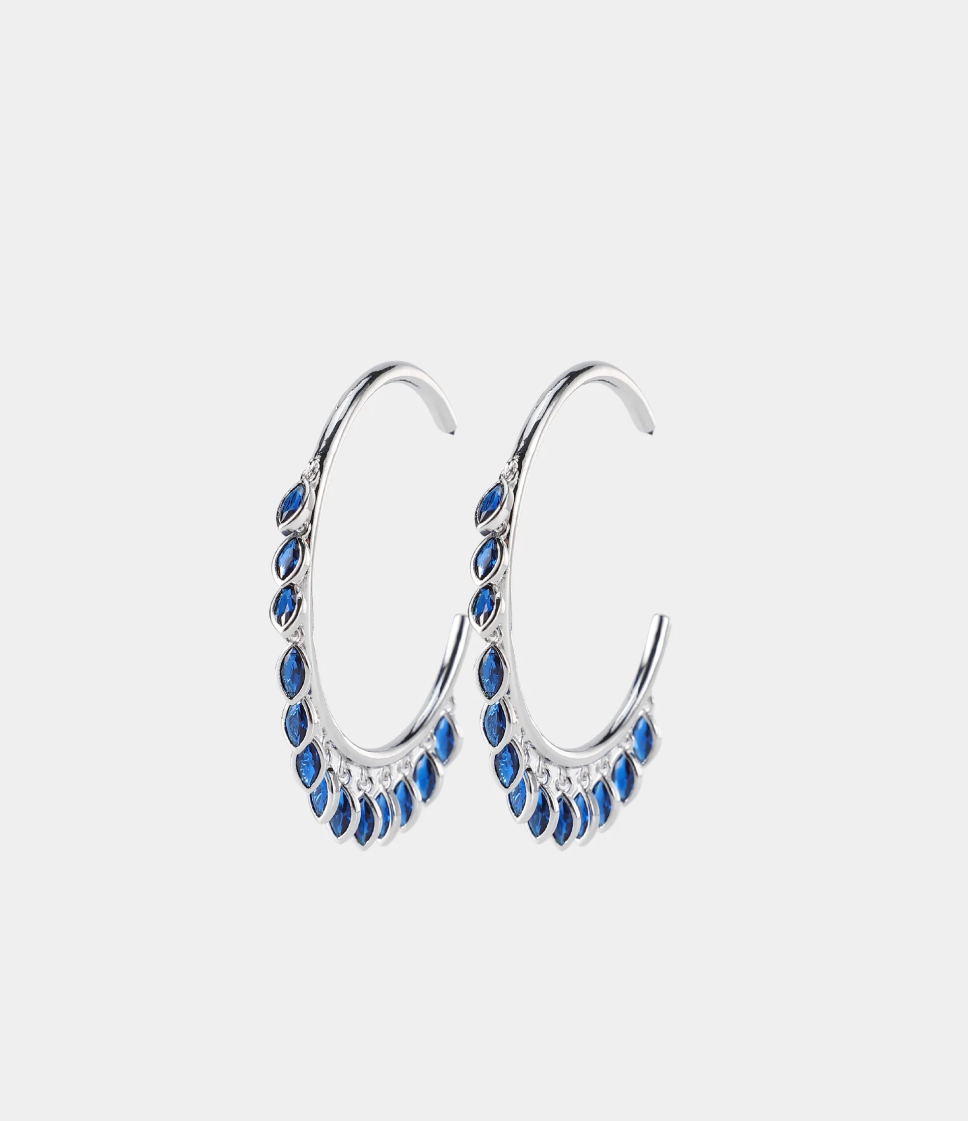 VIVIAN EARRINGS IN BLUE - Image 3